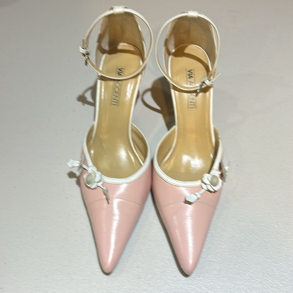 EUC Like New Vintage Via Accenti Leather Heels Size 9 - Picture 3 of 8